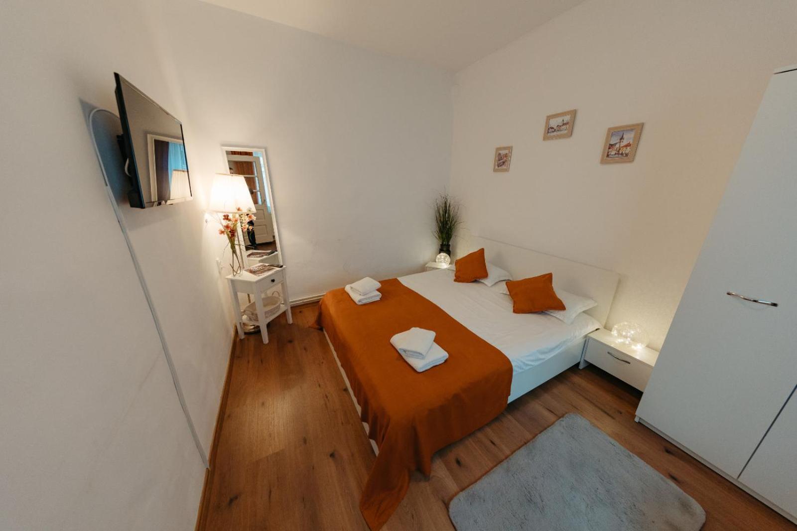 Flh - Apartament Mai Cu Aroma De Cafea Si Ceai Sibiu Exterior foto